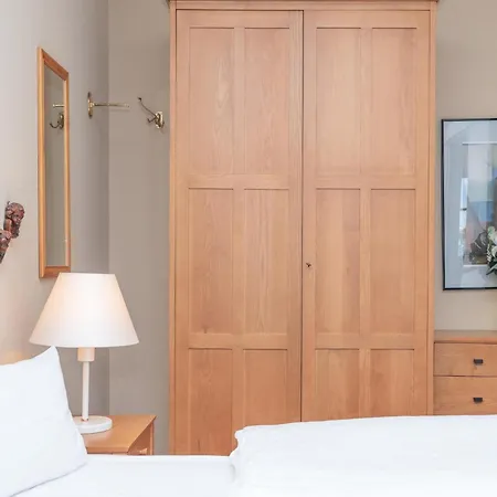 Perfekt Fuer Familien - Mit Balkon In Apartment