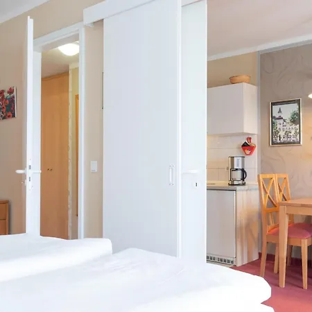 Apartment Perfekt Fuer Familien - Mit Balkon In