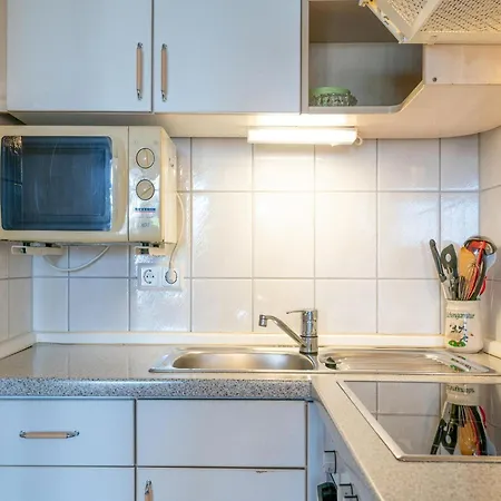 Apartment Perfekt Fuer Familien - Mit Balkon In Sellin (Rugen)