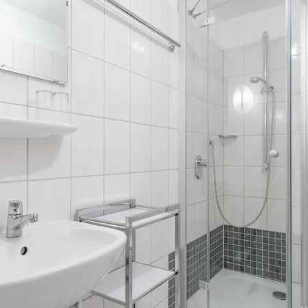 Apartment Perfekt Fuer Familien - Mit Balkon In Sellin (Rugen)
